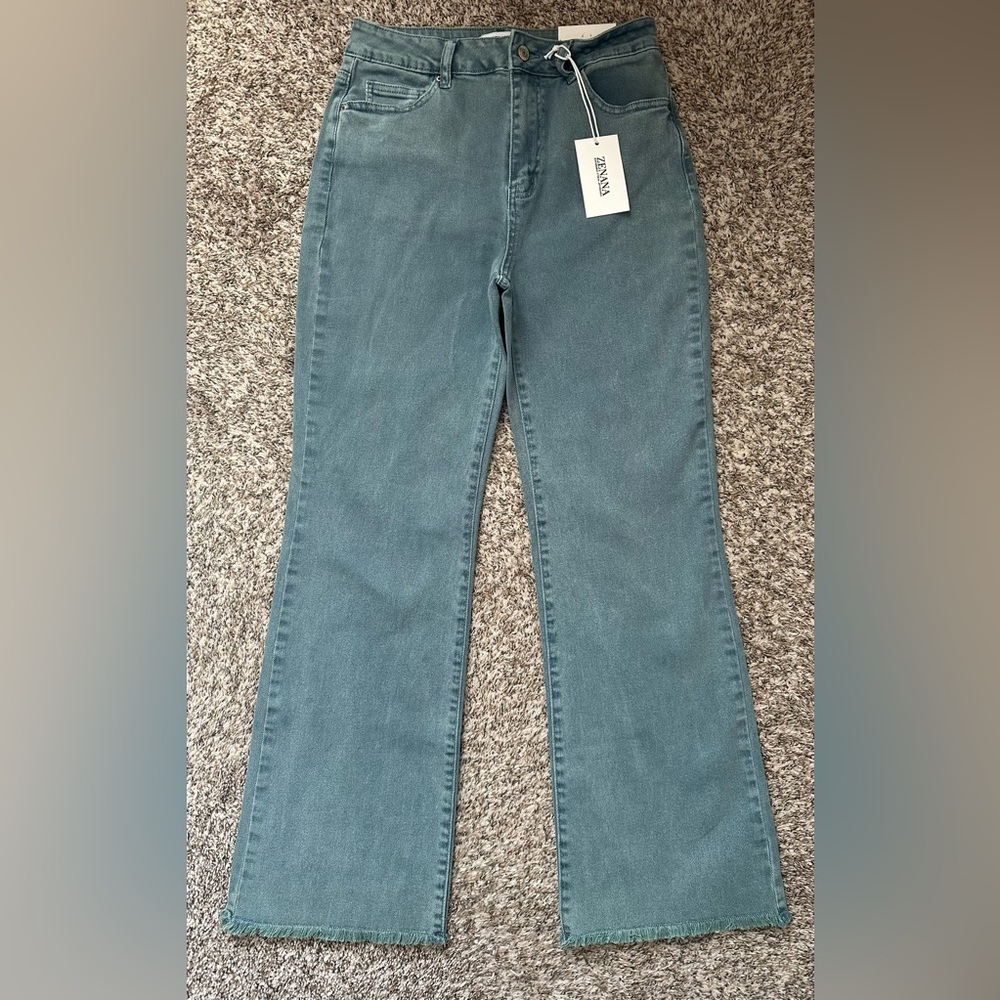 NWT Zenana vintage wash jeans sz M